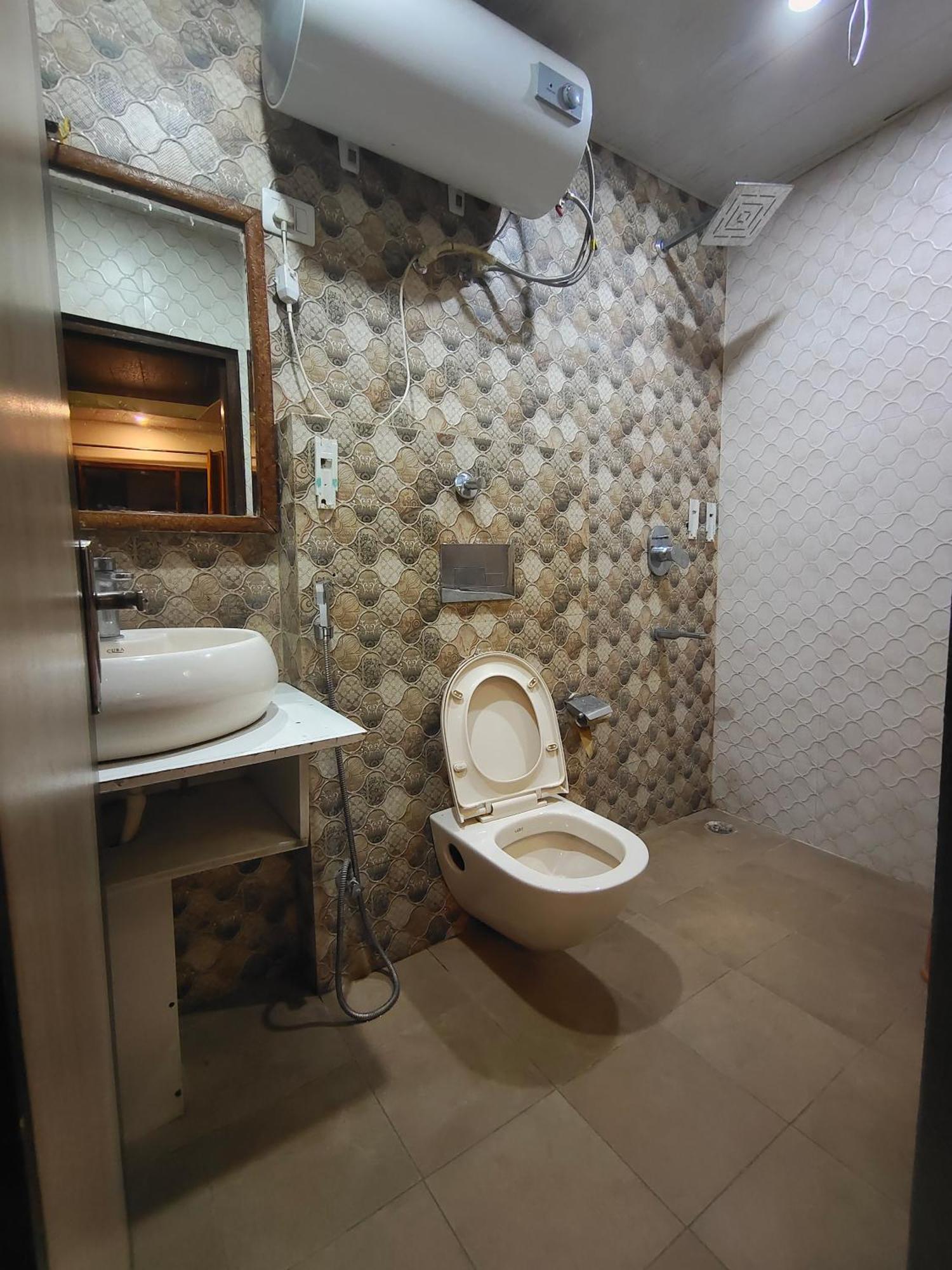 Mountain Zest-Simla Royale Near Mall Road-Free Pickup From Railway Station Simla Exteriör bild