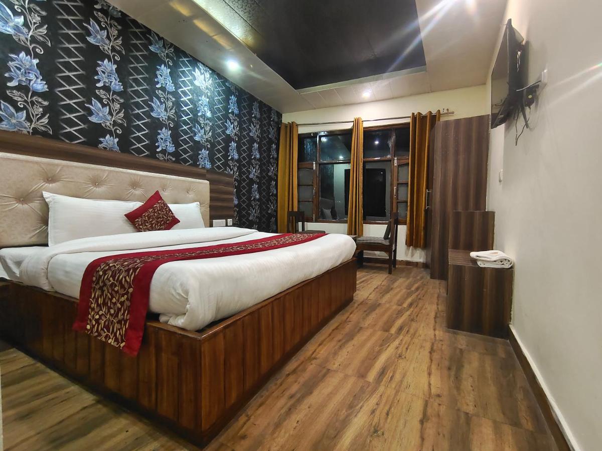Mountain Zest-Simla Royale Near Mall Road-Free Pickup From Railway Station Simla Exteriör bild