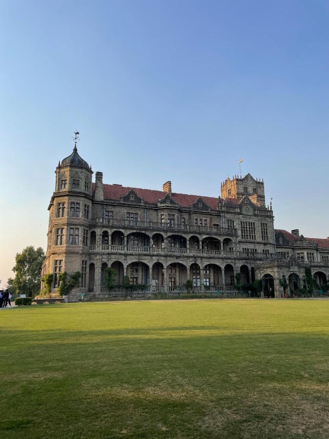 Mountain Zest-Simla Royale Near Mall Road-Free Pickup From Railway Station Simla Exteriör bild