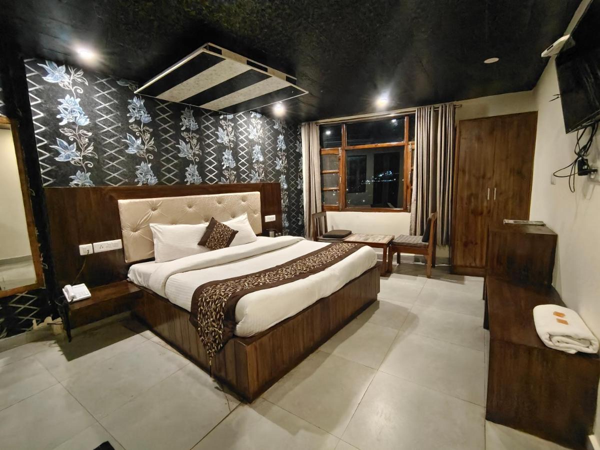 Mountain Zest-Simla Royale Near Mall Road-Free Pickup From Railway Station Simla Exteriör bild